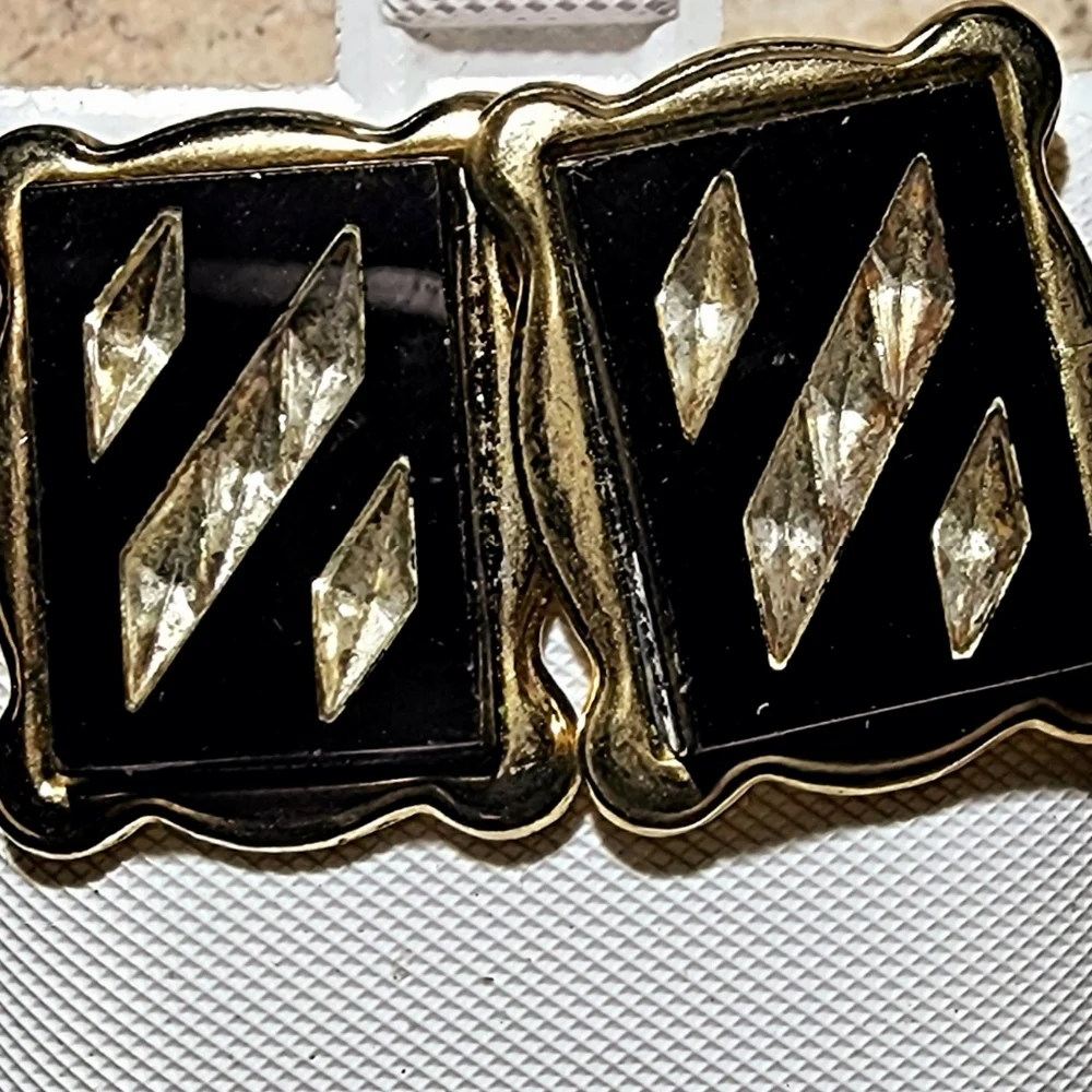 1970s decorative black and gold men's Swank Cuff Links, Modernist Style